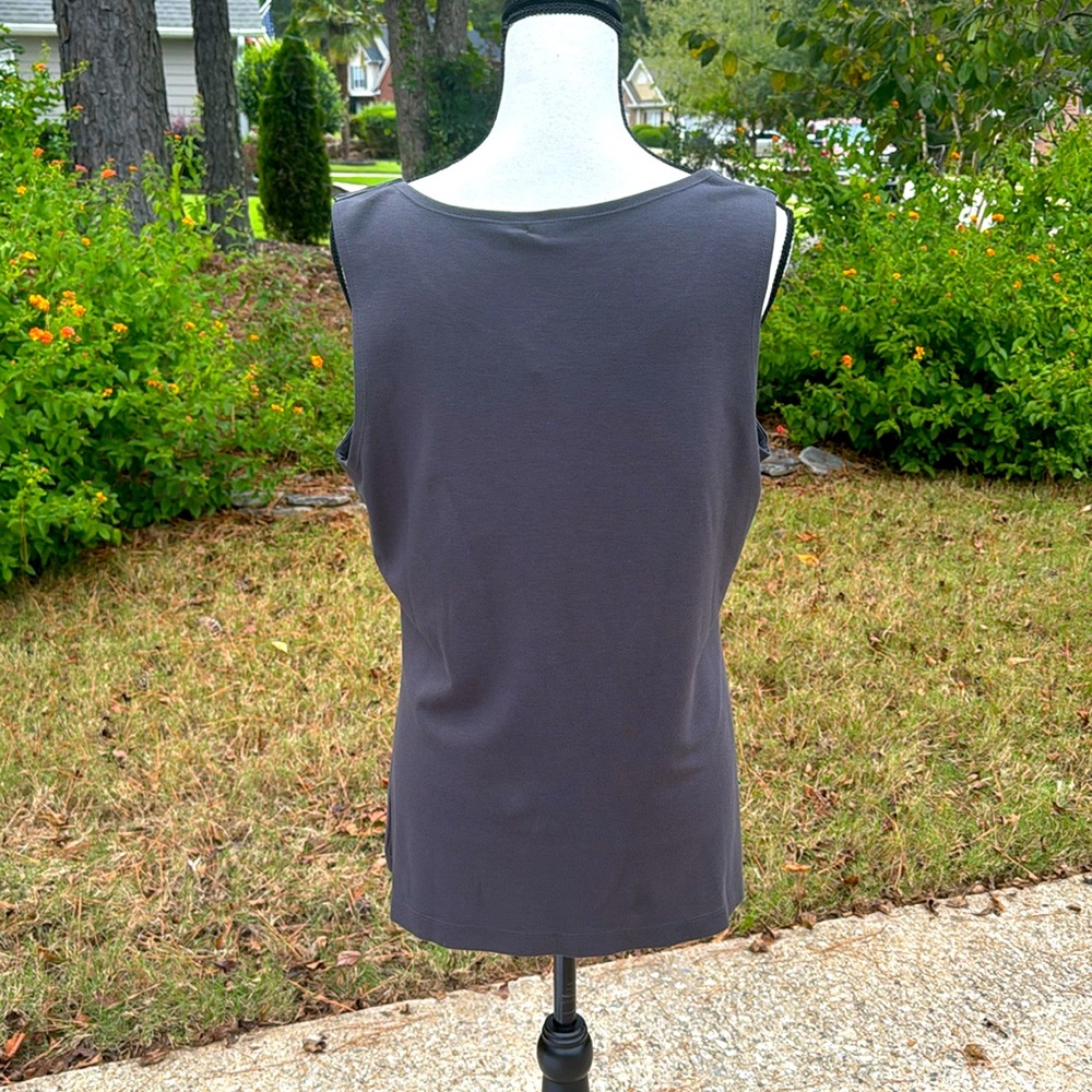 Top - Picture 9 of 9